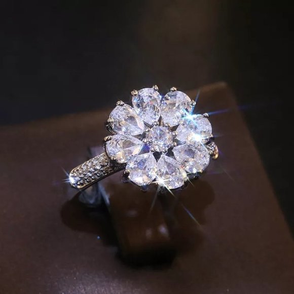 🍂 925 Silver Plated Beautiful White Flower CZ Wedding Ring, FB16FA1132 - Picture 7 of 11